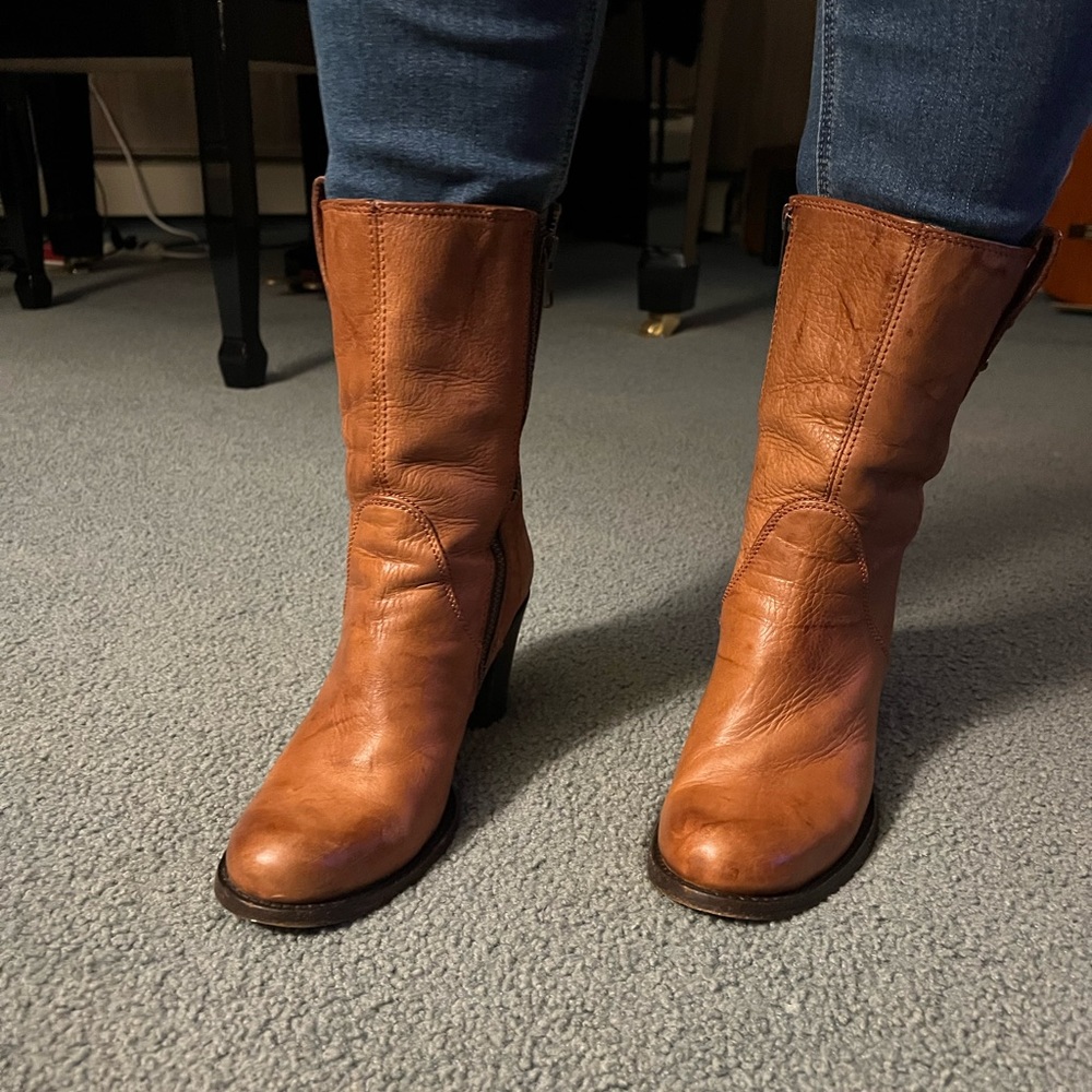 Frye Boots Size 7